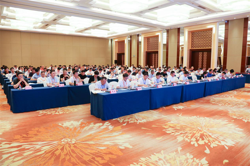 Firma QGM została zaproszona do udziału w Konferencji Normalizacyjnej Maszyn i Materiałów Budowlanych 2025