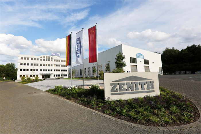 Niemiecka spółka zależna Quangong, Zenite, wyraża uznanie dla długoletnich pracowników, składając hołd kunsztowi i lojalności